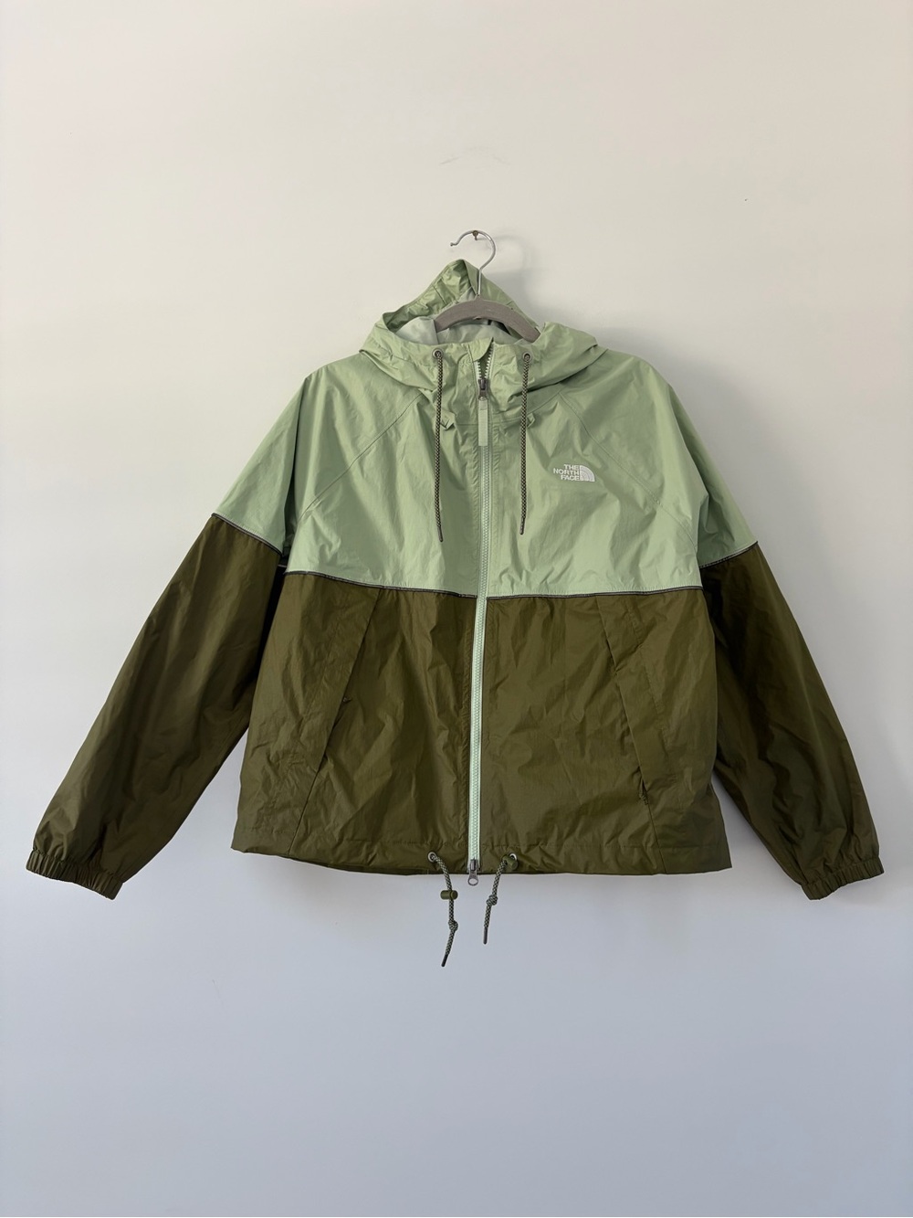 The North Face Antora Dryvent Waterproof Rain Hoodie Jacket Sage Olive Green L